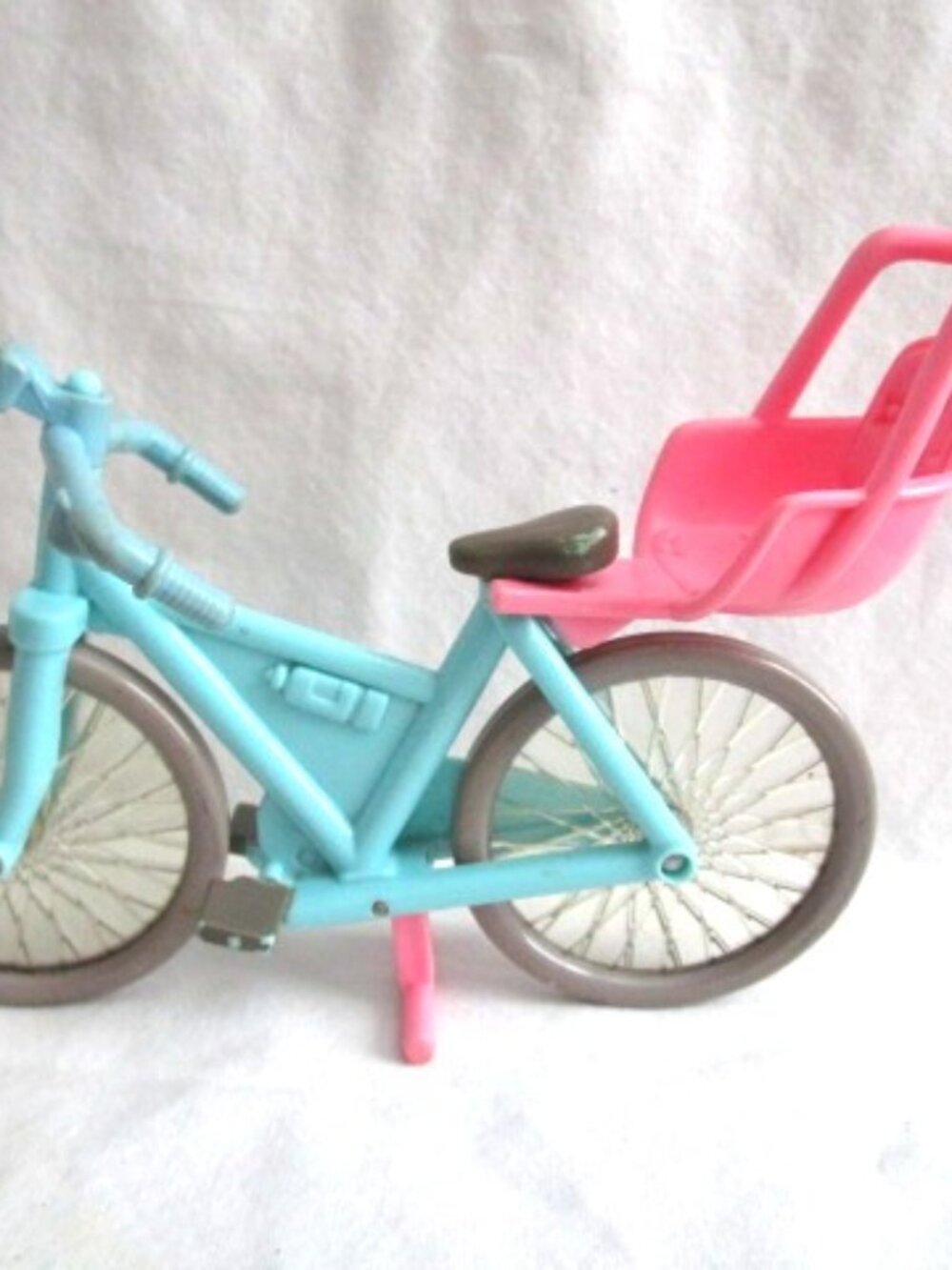 Fisher-Price Loving Family Dollhouse Bike with Carrier